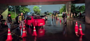 Operação na Avenida Miguel Sutil resulta em nove atuações criminais e 41 veículos removidos