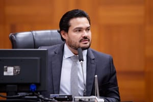 Dois suplentes assumem vagas por quatro meses na Assembleia Legislativa