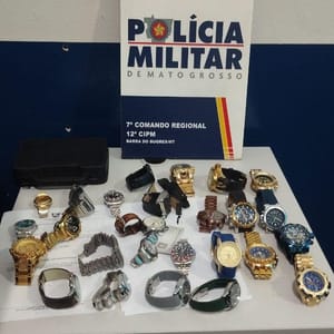 Polícia Militar recupera 30 relógios avaliados em R$ 80 mil furtados de residência