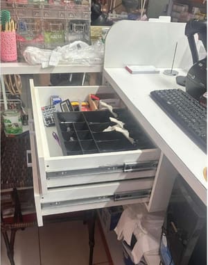 Ladrão de farmácia em Várzea Grande é preso e comparsas são procurados pela polícia