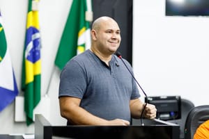 Prefeito garante que não haverá aumento na passagem com ônibus grátis aos domingos