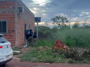 Polícia Militar liberta mãe e filhos mantidos reféns e prende homem foragido da Justiça