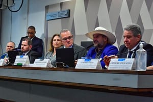 Aprosoja-MT e deputado elogiam Wellington Fagundes por fim da moratória