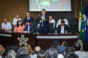 "Estamos com a argamassa na mão", diz secretário sobre construção de sistema tributário