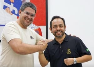 Secretário decide permanecer no cargo e deixa vaga na Câmara para bolsonarista