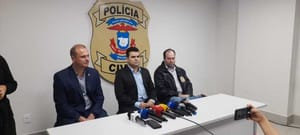 Empresa usava login de servidores e fazia contratos de até 10 anos sem consentimento, diz delegado