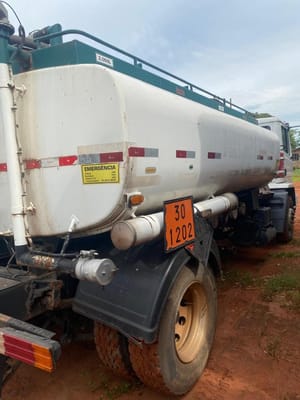 Motorista é preso por transporte ilegal de combustível para garimpo