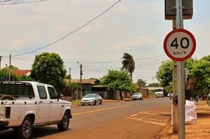 Justiça nega indenização a motorista que trafegava acima da velocidade permitida