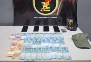 Trio é preso após roubar joalheira no Centro, mas peças não são recuperadas