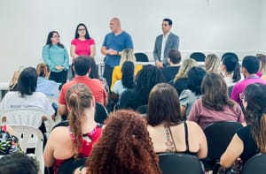 Ex-chefe de gabinete de Amália, advogada monocular assume Assistência Social de Cuiabá