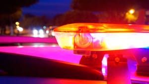 Bandidos morrem em confronto com a PM após invadir casa e manter mulher grávida refém