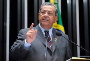 Instituto Paraná “tira” Jayme da disputa majoritária e fortalece Mauro no UB