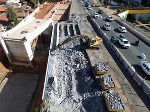Obras do Complexo Viário do Leblon avançam com escavação de trincheira
