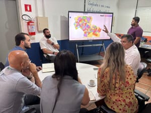 Defesa Civil define ações com secretarias para combater queimadas na capital