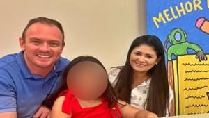 Acusado de matar esposa e esfaquear filha recebe alta médica e vai para presídio