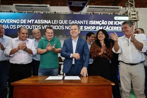 Governador sanciona lei e afirma que Free Shop vai dar "impulso novo" para a região Oeste