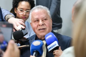 Afastado do cargo, Chico 2000 é alvo de operação por suspeita de compra de voto no pleito de 2024