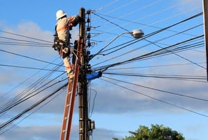 Energisa terá que indenizar consumidora que teve fornecimento de luz suspenso por sete meses