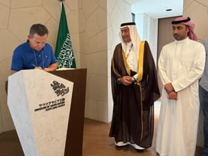 Mato Grosso estreita relações comerciais com Arábia Saudita durante feira no Japão