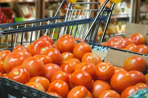 Cesta básica em Cuiabá volta a subir e chega a R$ 850, maior preço da história