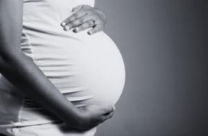 Trabalhadora perde bebês na portaria e frigorífico terá que pagar R$ 150 mil