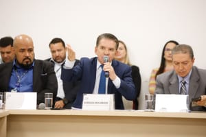 TCE suspeita que 19 empresas sejam ‘fantasmas’ e pede que Governo suspenda repasses