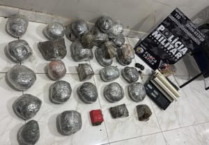 Traficante é preso com menor e tem supermaconha avaliada em R$ 150 mil apreendida pela PM