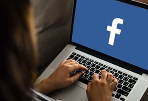 TJ mantém condenação do Facebook por exclusão indevida de página profissional