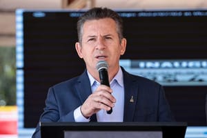 Mauro critica aumento do fundão e chama decisão do Congresso de incoerente