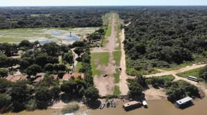 Defesa Civil mapeia pistas de pouso no Pantanal para apoio no combate aos incêndios