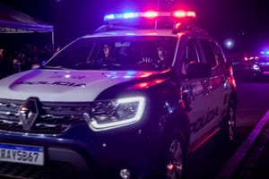 PM interrompe festa clandestina com menores consumindo bebidas alcoólicas em VG