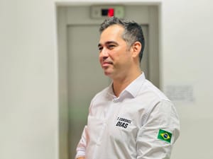 Vereador propõe proibição de flanelinhas em Cuiabá: "Isso é extorsão velada"