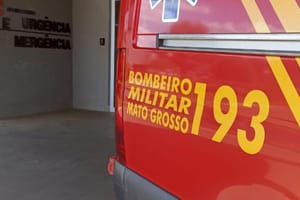Família discuida e bebê cai em piscina de residência; Corpo de Bombeiros salva