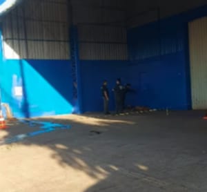 Morador de rua é morto a facadas na porta de loja no centro de cidade em MT