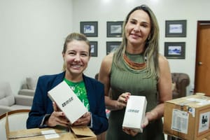 Várzea Grande recebe 90 dispositivos móveis para modernizar atendimento na saúde