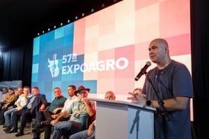 Prefeito apresenta balanço dos seis meses de gestão na Câmara de Cuiabá