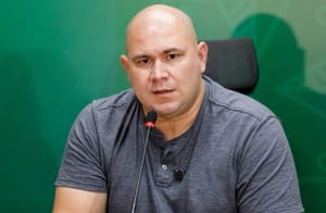 Prefeito alerta para instabilidade econômica após decisão do STF contra Bolsonaro