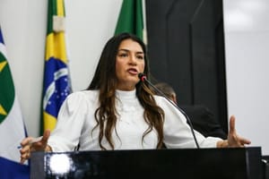 Vereadora acusa Energisa de abandono e poda criminosa: “cortam e largam a sujeira”