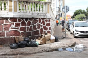 Prefeitura publica decreto e taxa do lixo deixa de ser cobrada de 200 mil moradores em Cuiabá