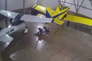 Vídeo mostra criminosos tentando roubar avião em fazenda; família foi feita refém