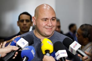 Abilio nega pressão de vereadores e alfineta ex-prefeito: “Não é a PF que está trocando secretários”