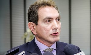 Juíza livra ex-secretários e empresários de ressarcir R$ 6,7 milhões por esquema em contrato