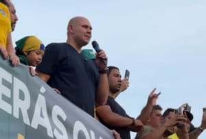 Abilio minimiza ausência de Mauro Mendes em ato bolsonarista em Cuiabá: “ele está conosco”