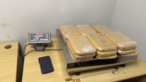 Traficante é presa pela Polícia Federal com 13 kg de cocaína em Cuiabá ao embarcar para Goiânia