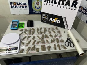 Casal é preso ao ser flagrado vendendo maconha em bairro de Cuiabá