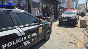 Operação apreende milhares de peças de roupas falsificadas em outlets de Cuiabá e Várzea Grande