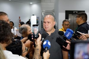 Prefeito diz que se fosse hoje, impediria palestra e anuncia filtro para eventos públicos