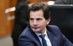 Garcia diz ser cedo para eleição, mas não descarta deixar União Brasil e migrar para o Podemos