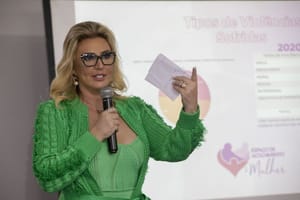 Justiça condena Márcia Pinheiro a pagar R$ 100 mil de indenização por danos morais para Mauro