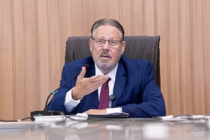 Secretário de Saúde diz que serviços da Santa de Casa de Cuiabá não serão interrompidos